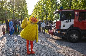 Charity duck rally