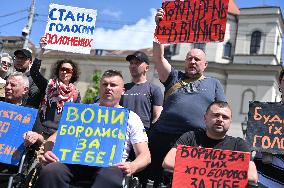Rally in support of Ukrainian POWs in Lviv
