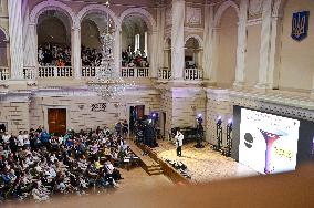 Lecture of Nobel Prize laureate Kip Thorne in Lviv