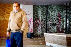 Maersk Office Vandalized by Activists - Rotterdam