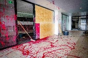 Maersk Office Vandalized by Activists - Rotterdam