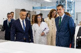 Sanchez Presides Over Inauguration of University Hospital in Melilla