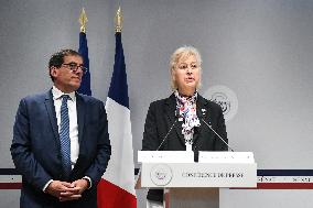 Presser on fast fashion bill at the Senate in Paris - FA