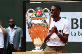 2025 French Open - UEFA Champions League Trophy NB