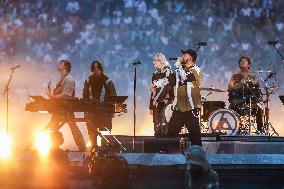 Linkin Park Perform at Final UEFA Champions League - Munich