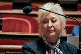 Senate examine the fast fashion law - Paris AJ