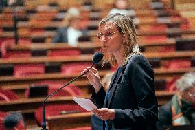Senate examine the fast fashion law - Paris AJ