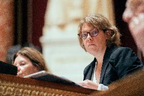 Senate examine the fast fashion law - Paris AJ