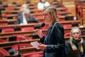 Senate examine the fast fashion law - Paris AJ