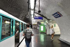 Paris Rebrands Europe Station to Celebrate PSG’s European Glory