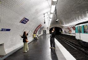 Paris Rebrands Europe Station to Celebrate PSG’s European Glory