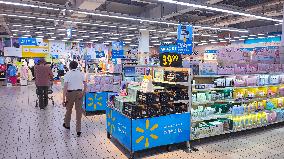 Walmart supermarket in Shanghai