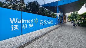Walmart supermarket in Shanghai