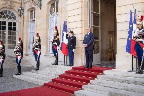 Francois Bayrou welcomes German Bundestag President - Paris AJ