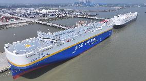 Automobiles Export