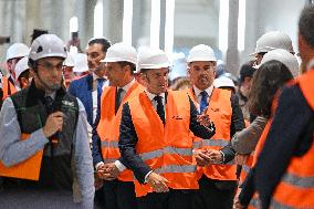 Emmanuel Macron visits the Envision AESC - Douai