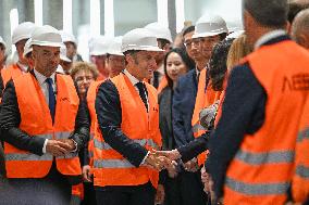 Emmanuel Macron visits the Envision AESC - Douai