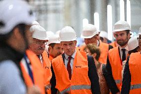 Emmanuel Macron visits the Envision AESC - Douai