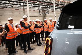 Emmanuel Macron visits the Envision AESC - Douai