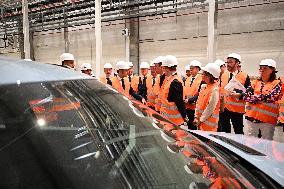 Emmanuel Macron visits the Envision AESC - Douai