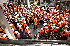 Emmanuel Macron visits the Envision AESC - Douai
