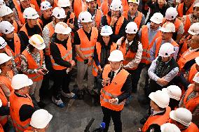 Emmanuel Macron visits the Envision AESC - Douai