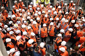 Emmanuel Macron visits the Envision AESC - Douai