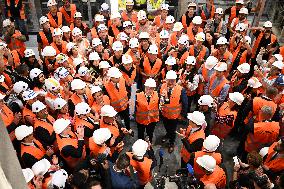Emmanuel Macron visits the Envision AESC - Douai