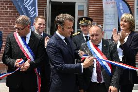 Emmanuel Macron Inaugurates Maison France Services - Wallers