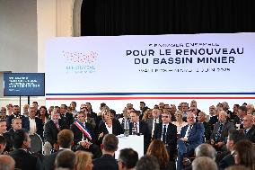 Emmanuel Macron Inaugurates Maison France Services - Wallers