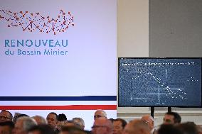 Emmanuel Macron Inaugurates Maison France Services - Wallers