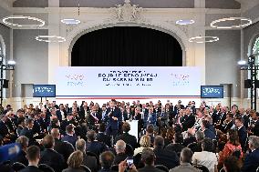 Emmanuel Macron Inaugurates Maison France Services - Wallers