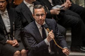 Questions To The Government - Paris