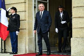 French PM Francois Bayrou welcomes Ukrainian PM Denys Shmyhal in Paris - FA