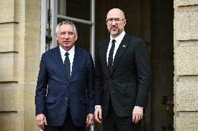 French PM Francois Bayrou welcomes Ukrainian PM Denys Shmyhal in Paris - FA