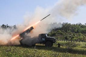 Combat work of Ukraines 30th Mechanized Brigade in Donetsk region