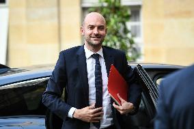 Jean-Noel Barrot arrives for a meeting with French PM Francois Bayrou in Paris - FA