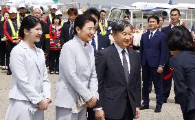 Japanese emperor's family head for Okinawa