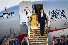 Royal Couple Arriving In Prague