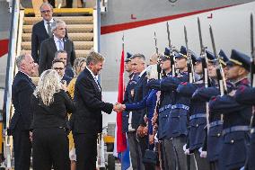 Royal Couple Arriving In Prague