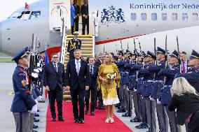 Royal Couple Arriving In Prague
