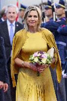 Royal Couple Arriving In Prague