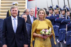 Royal Couple Arriving In Prague
