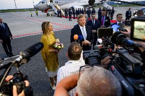 Royal Couple Arriving In Prague