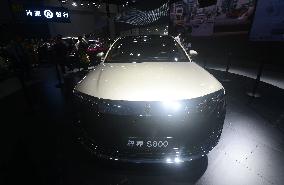 HUAWEI MAEXTRO S800 Sedan