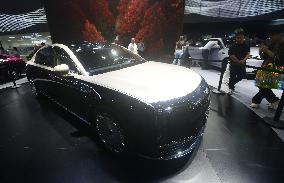 HUAWEI MAEXTRO S800 Sedan