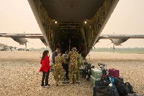 RCAF Assists Evacuees from Manitoba Wildfires - Canada