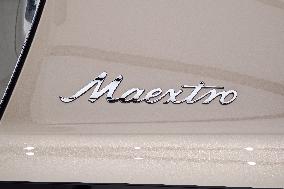 Huawei JAC GROUP MAEXTRO S800 Luxury Car