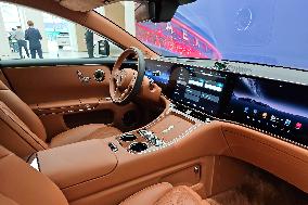 Huawei JAC GROUP MAEXTRO S800 Luxury Car