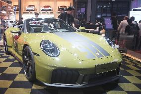 Porsche Reduces Prices